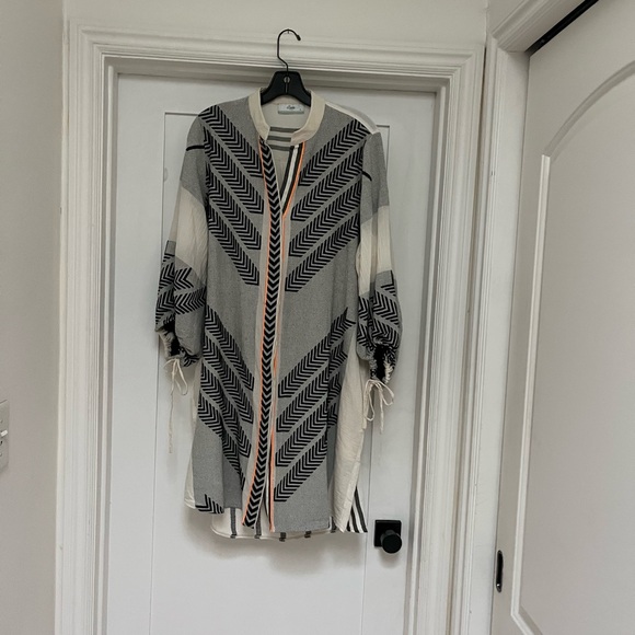 NWOT Devotion Twins zakar dress. 100% cotton button-front, side pockets - Picture 2 of 4